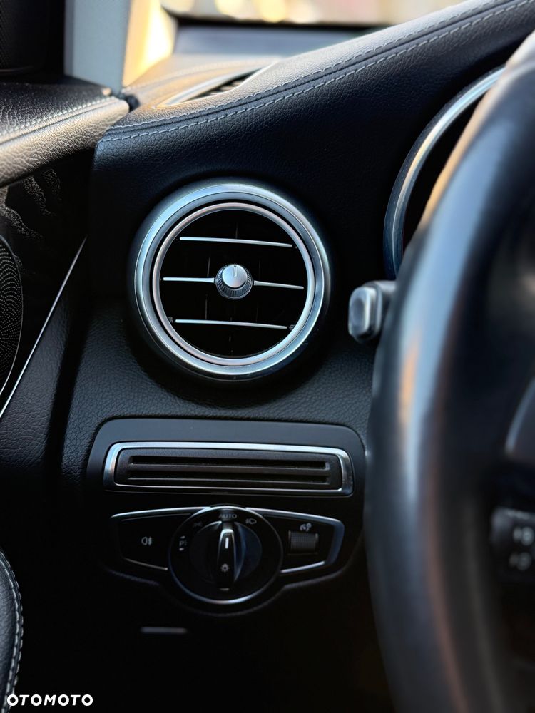 Mercedes-Benz GLC - 16