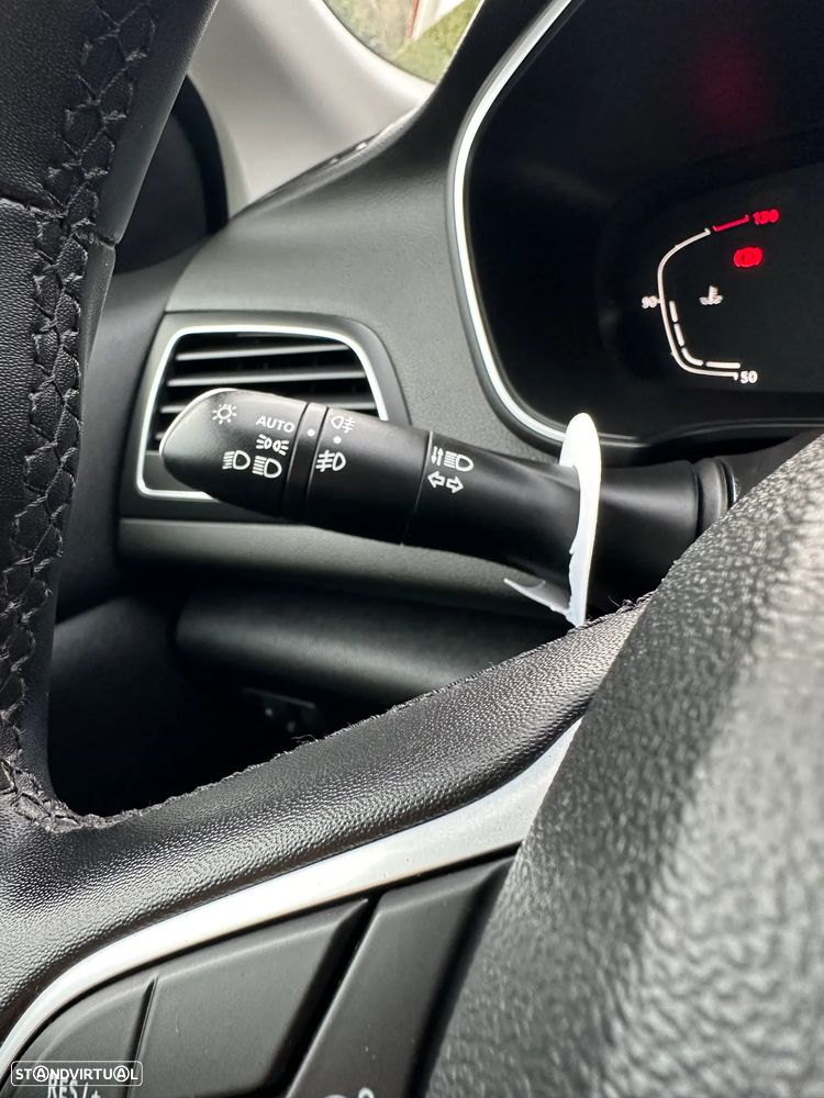 Renault Mégane BLUE dCi 115 BUSINESS EDITION - 15