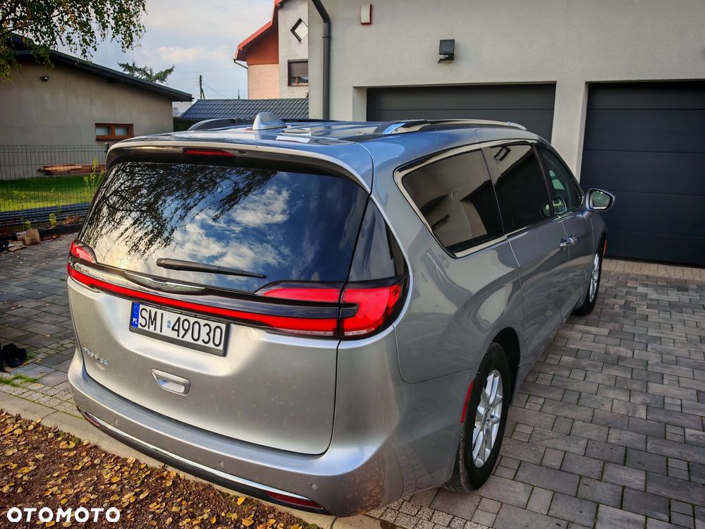 Chrysler Pacifica - 14