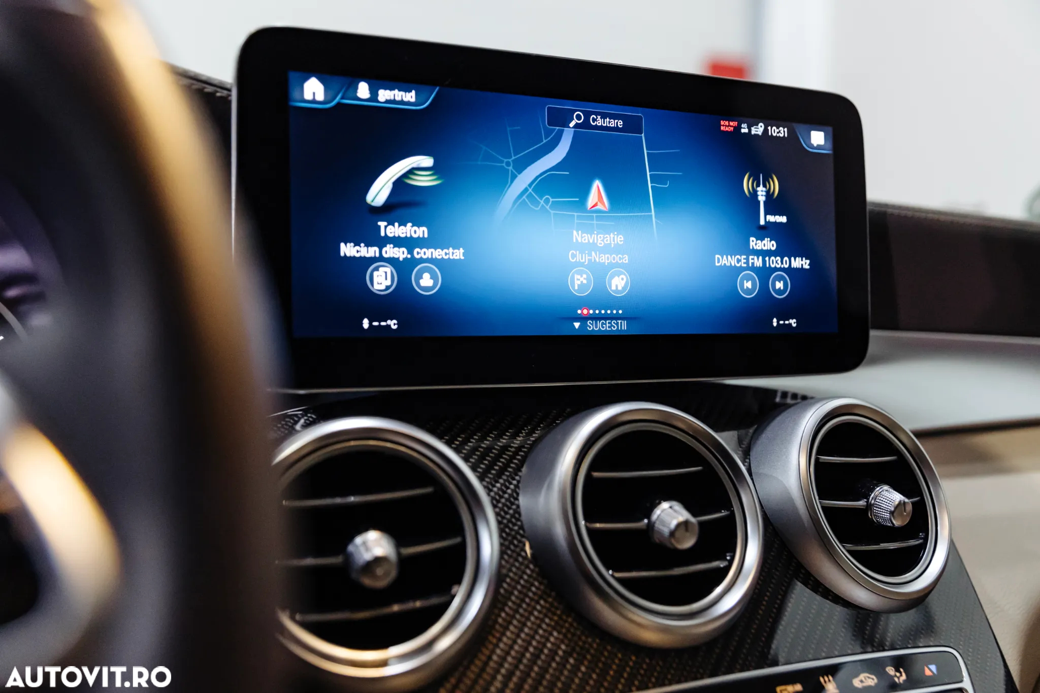 Mercedes-Benz GLC - 21