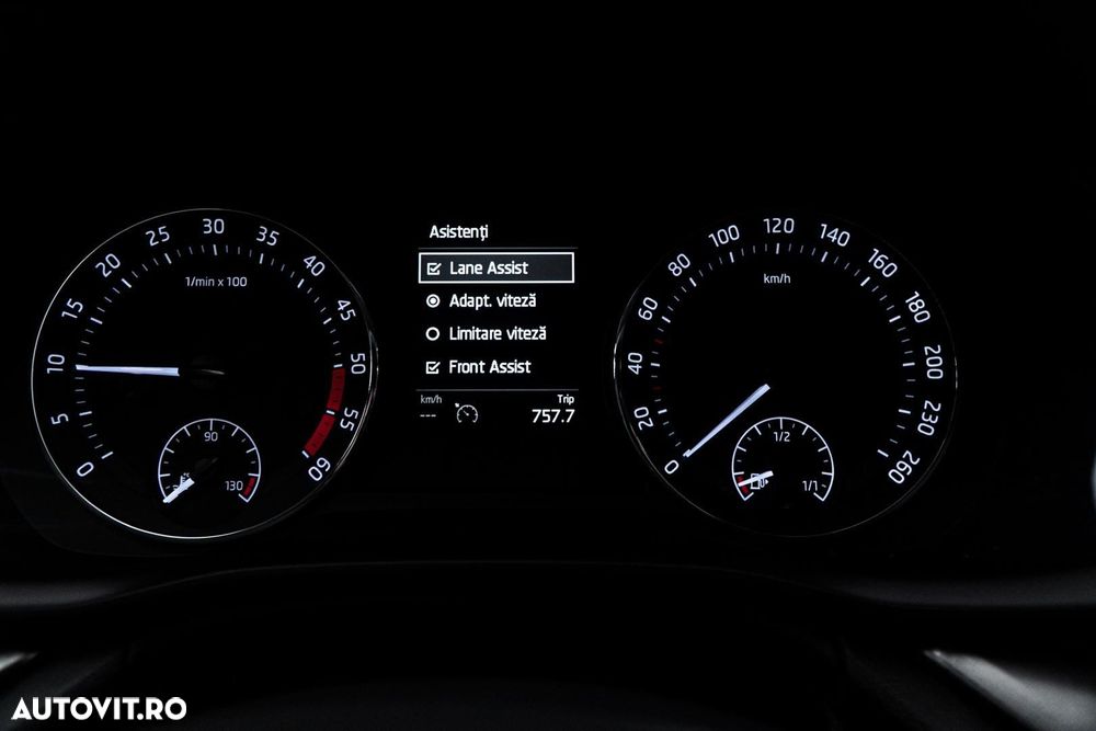 Skoda Octavia 2.0 TDI DSG Style - 16
