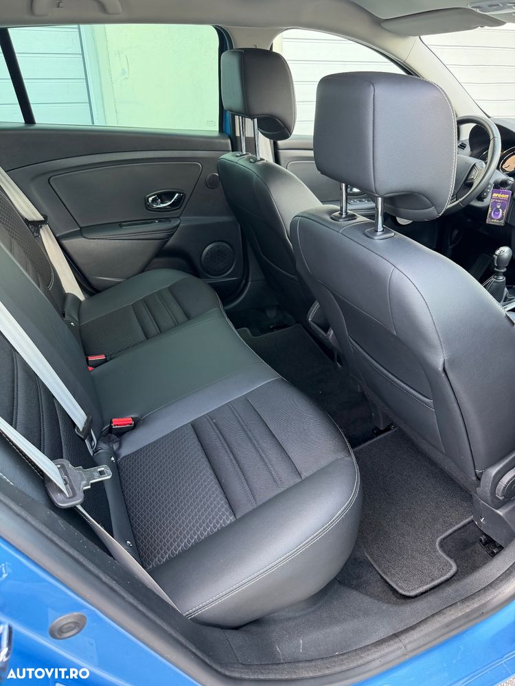 Renault Megane ENERGY dCi 130 Start & Stopp Bose Edition - 10