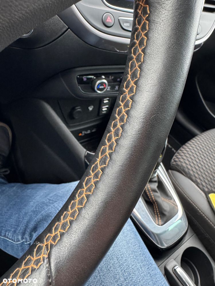 Opel Crossland 1.2 T Design Line S&S - 35