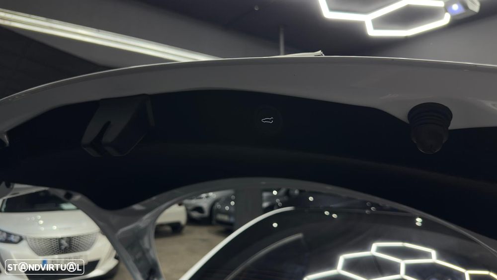 Tesla Model 3 Standard RWD - 26