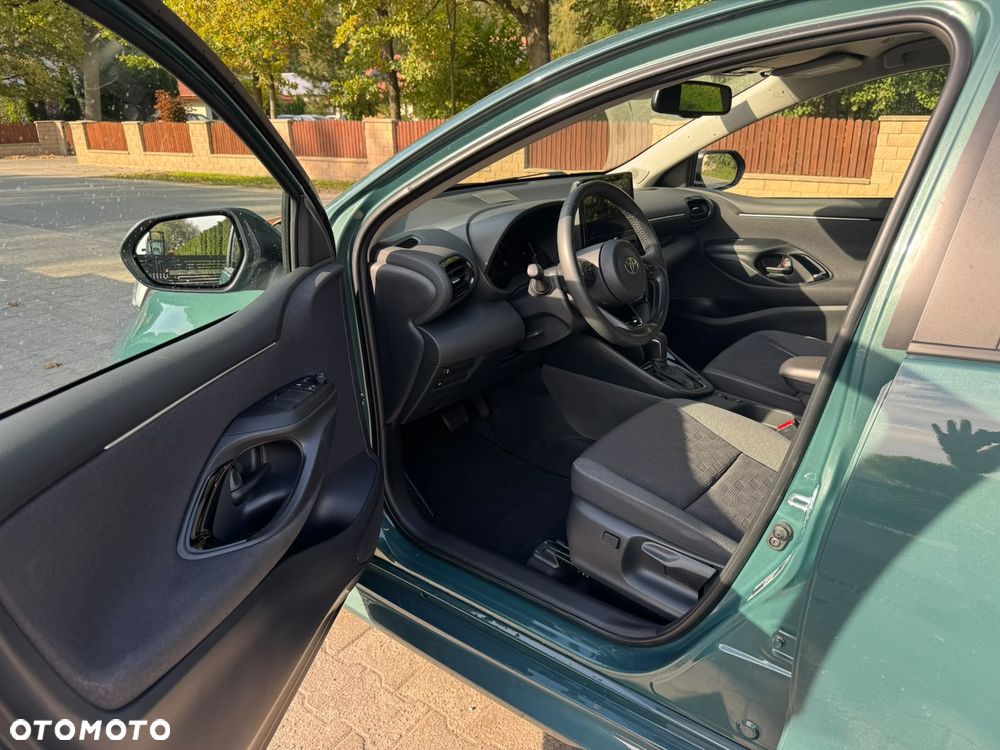 Toyota Yaris - 13