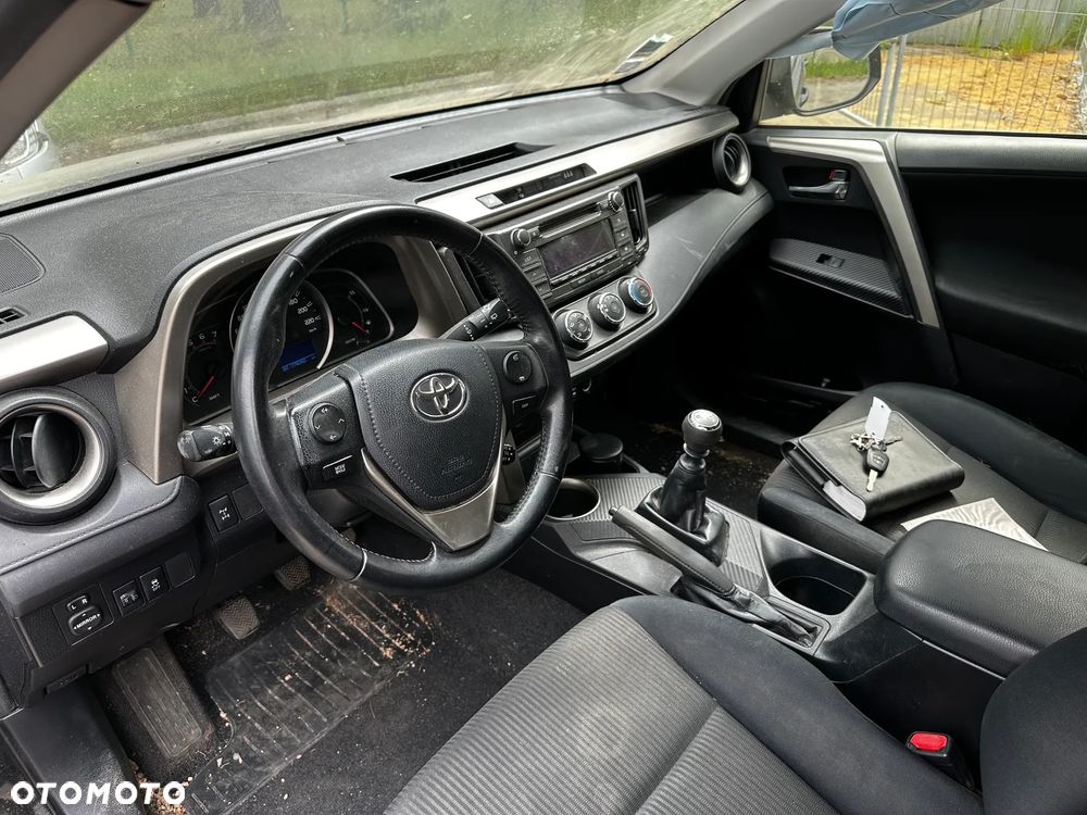 Toyota RAV4 - 5