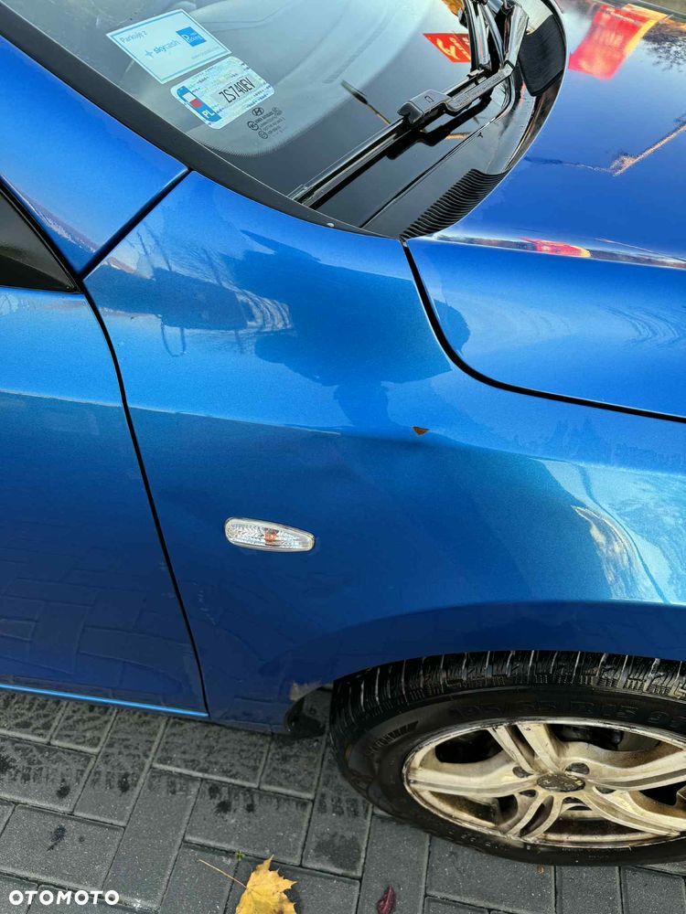 Hyundai i30 1.6 CRDi Classic + - 7