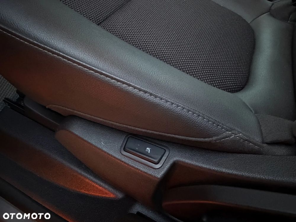 Renault Espace 1.6 TCE Initiale Paris EDC - 25