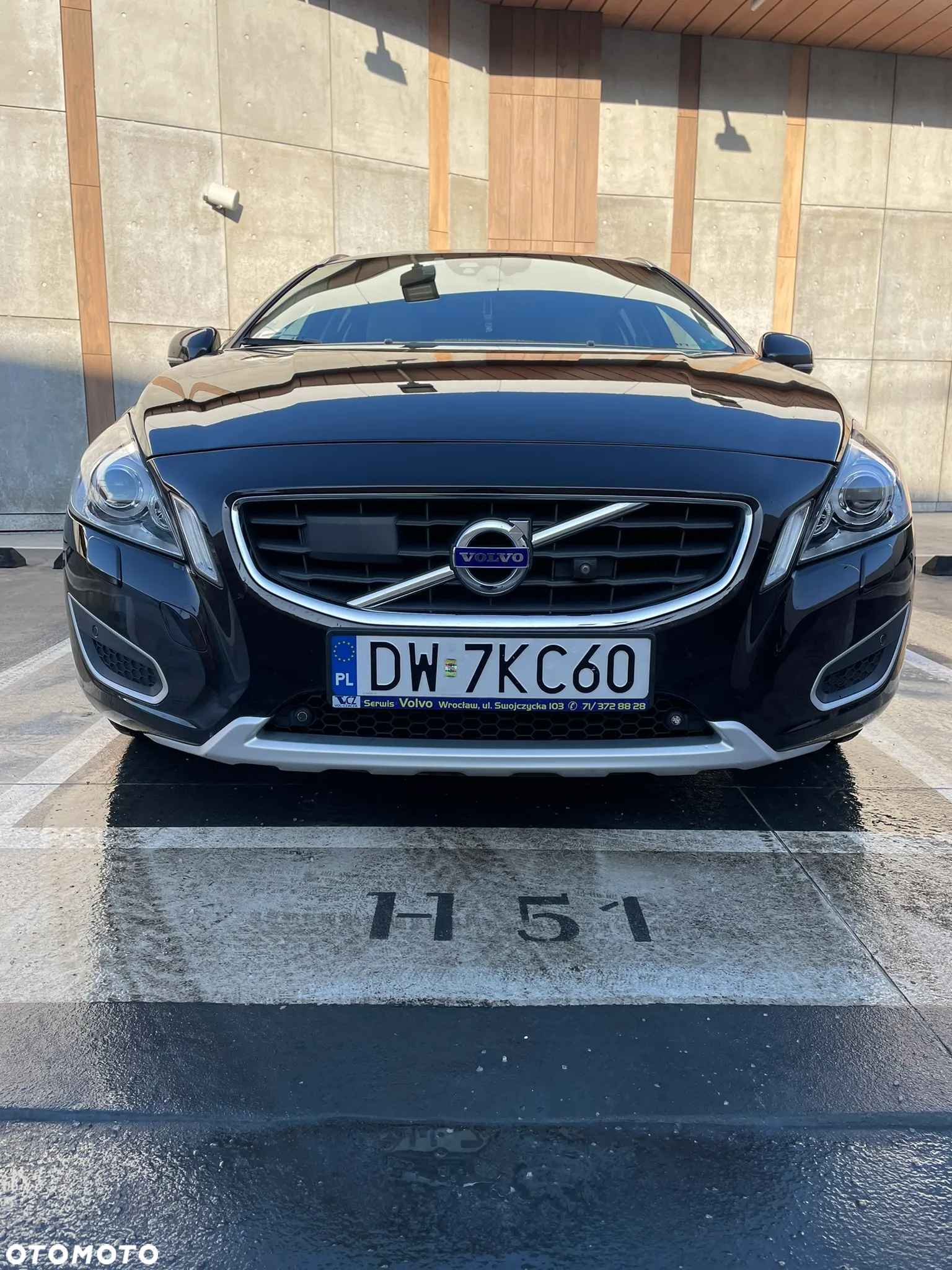 Volvo V60 D5 AWD Summum - 9