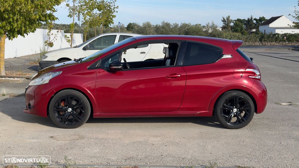 Peugeot 208 1.6 THP GTi - 4