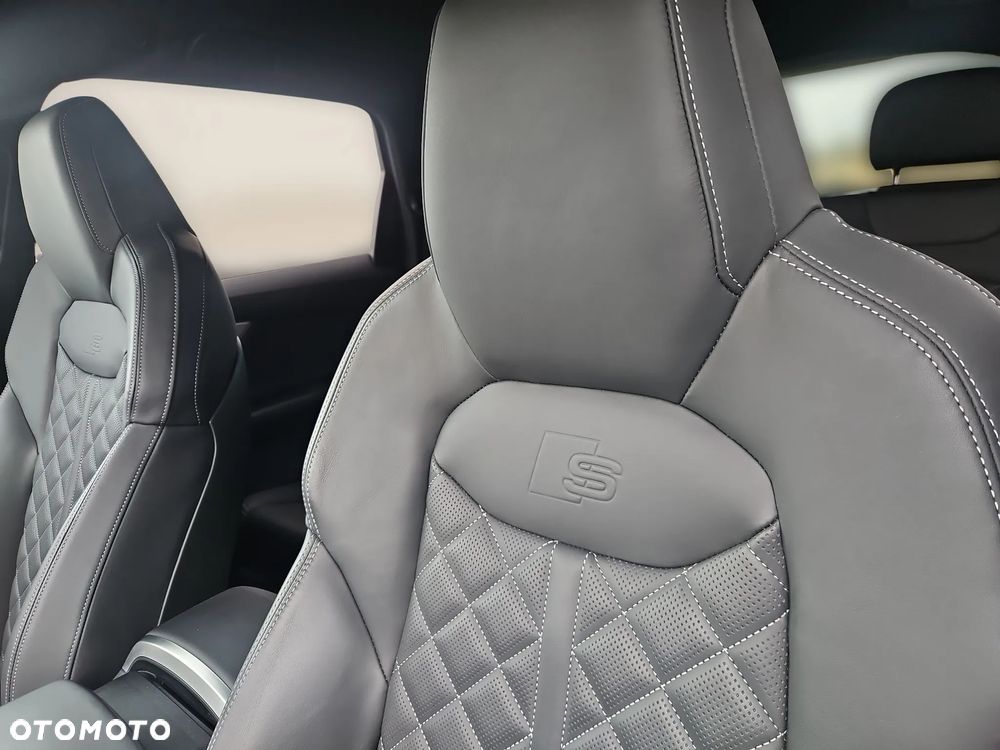 Audi Q7 55 TFSI mHEV Quattro S Line Tiptr - 34