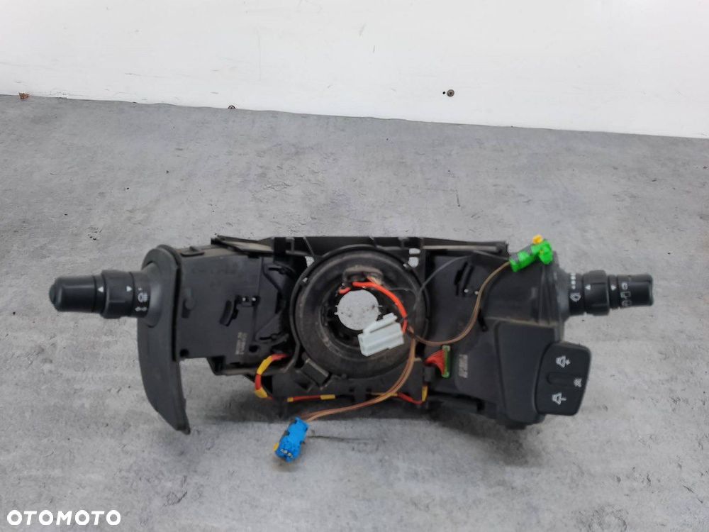 PRZEŁĄCZNIK ZESPOLONY RENAULT CLIO III 8200627602  8200627566-J 1.2 TCE - 1
