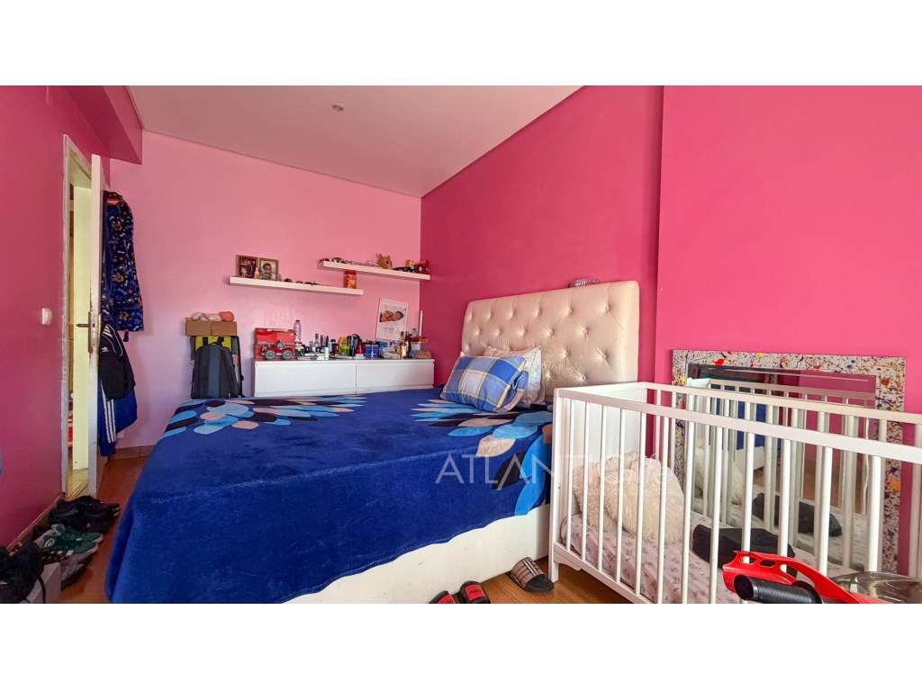 Excelente apartamento T3 situado no 9.º andar - Grande imagem: 4/12