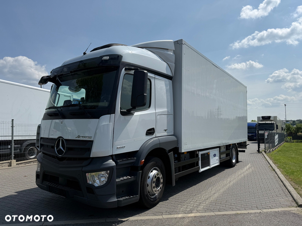 Mercedes-Benz Actros 1833