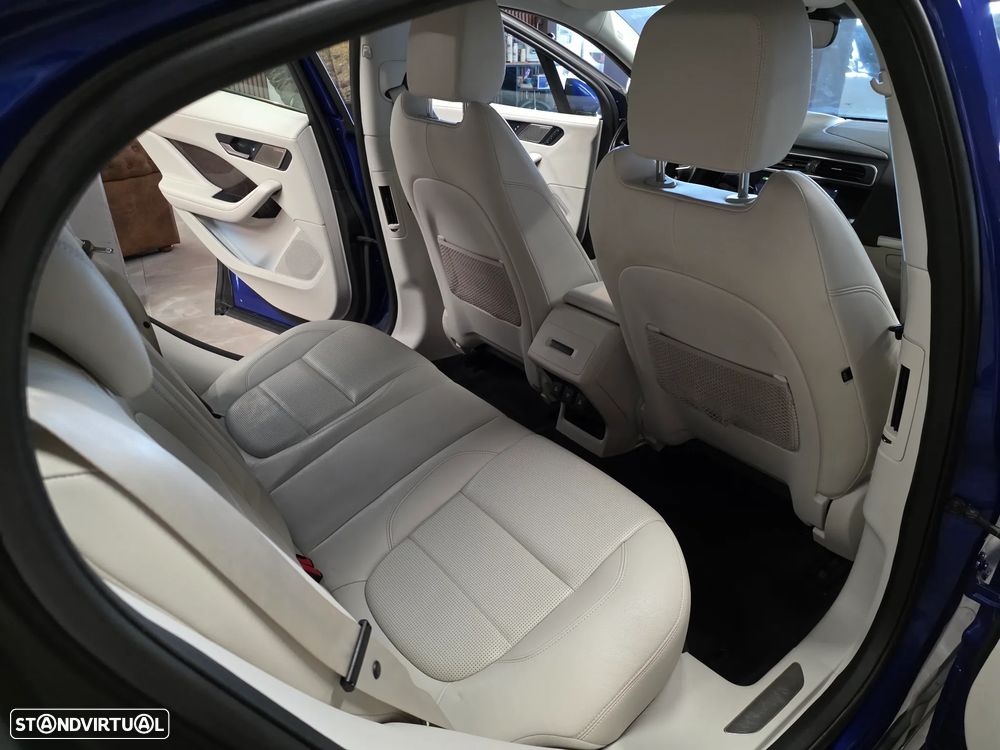 Jaguar I-Pace EV400 AWD SE - 11