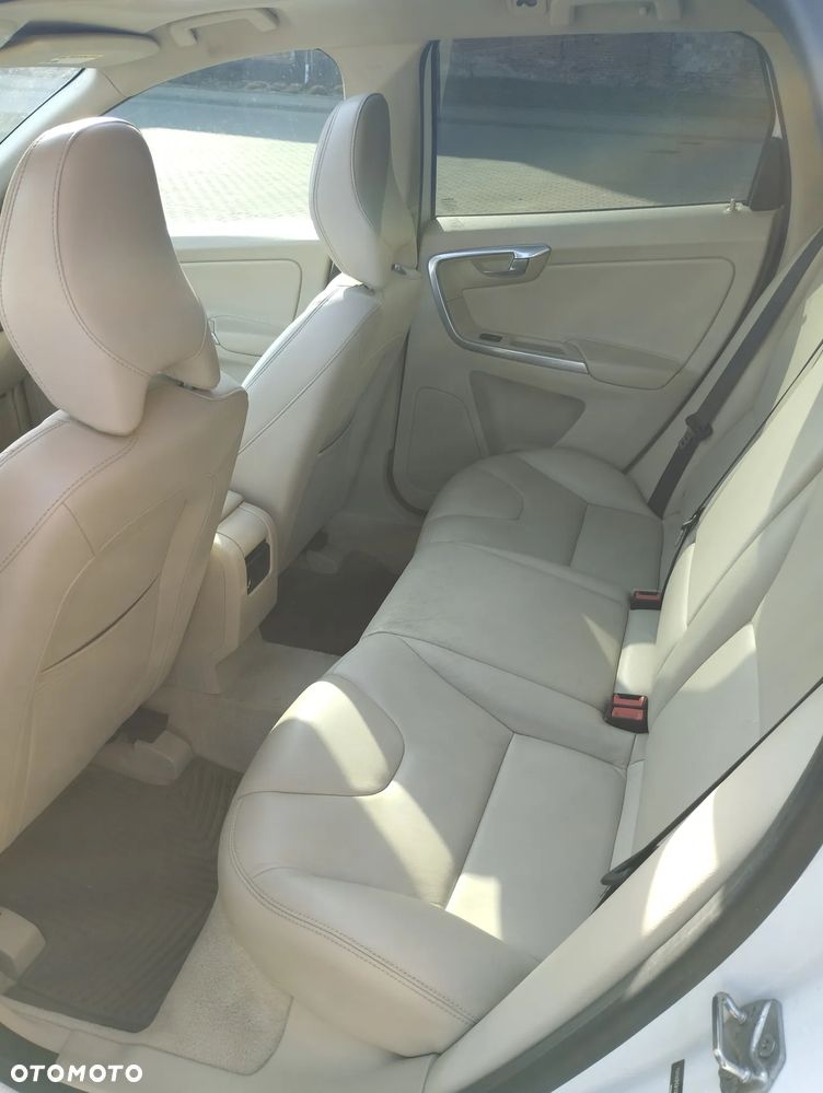 Volvo XC 60 T5 Geartronic Ocean Race - 21