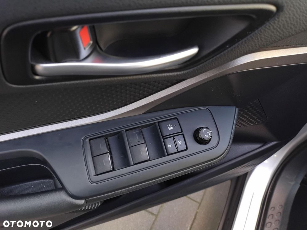 Toyota C-HR - 10