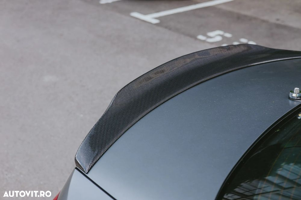 Mercedes-Benz E 63 AMG S 4MATIC Aut. - 31