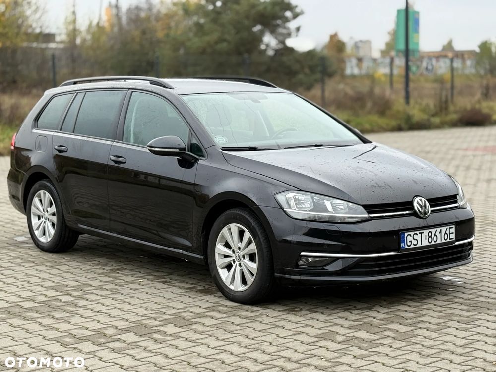 Volkswagen Golf 1.6 TDI SCR DSG Comfortline - 3