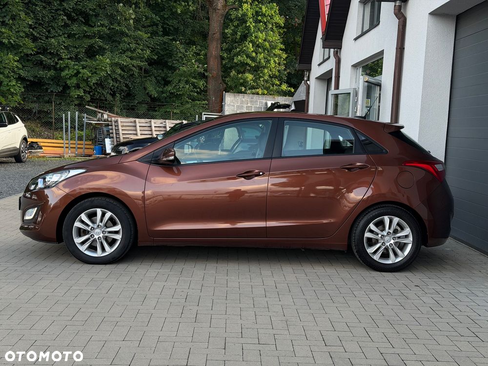 Hyundai i30 1.4 Premium - 23
