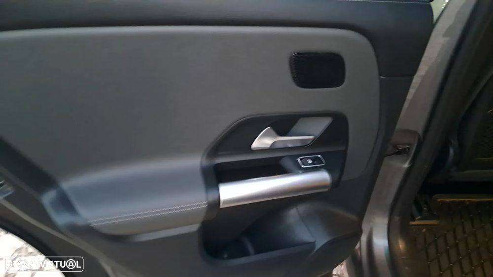 Mercedes-Benz EQA 250+ - 18