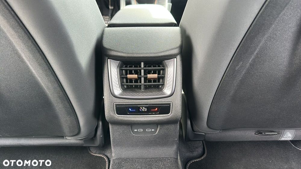 Cupra Terramar 1.5 eTSI mHEV DSG - 40