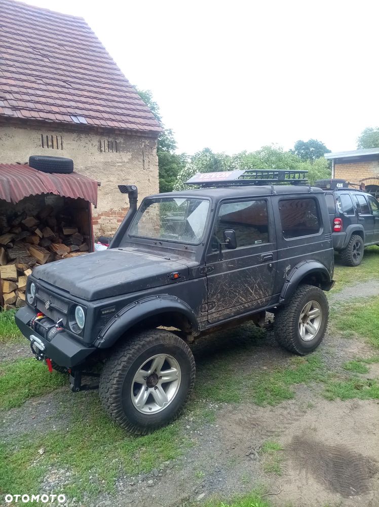 Suzuki Samurai - 2