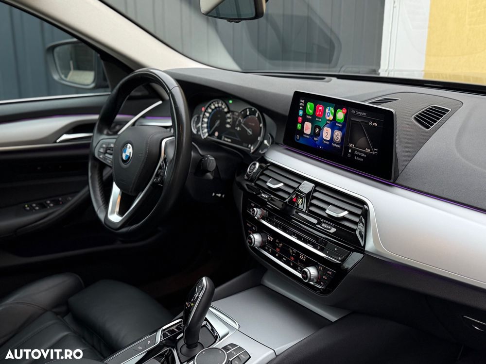 BMW Seria 5 530d xDrive Aut. - 13