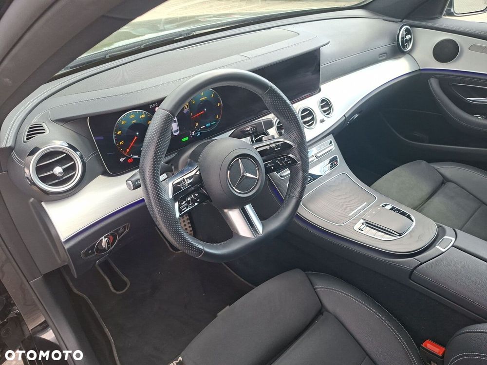 Mercedes-Benz Klasa E - 14