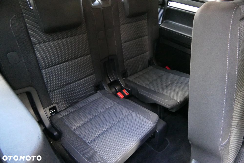 Volkswagen Touran 2.0 TDI BMT Highline DSG - 22