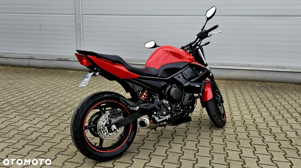 Yamaha XJ - 9