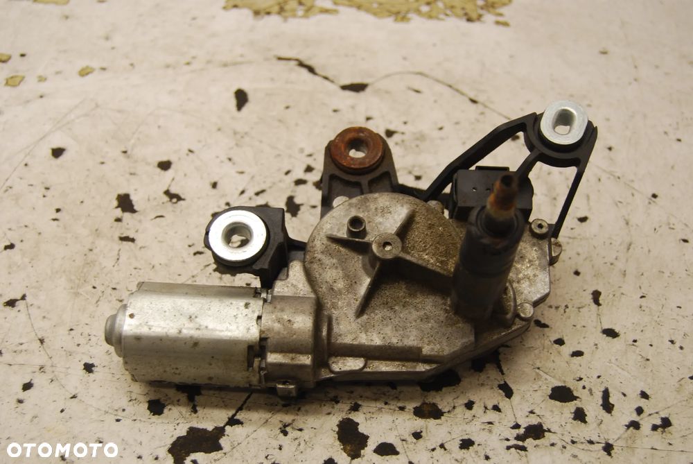 SILNICZEK WYCIERACZKI TYŁ TYLNY 1T0955711 VW TOURAN I 1T0955711C 1T0955711A - 3