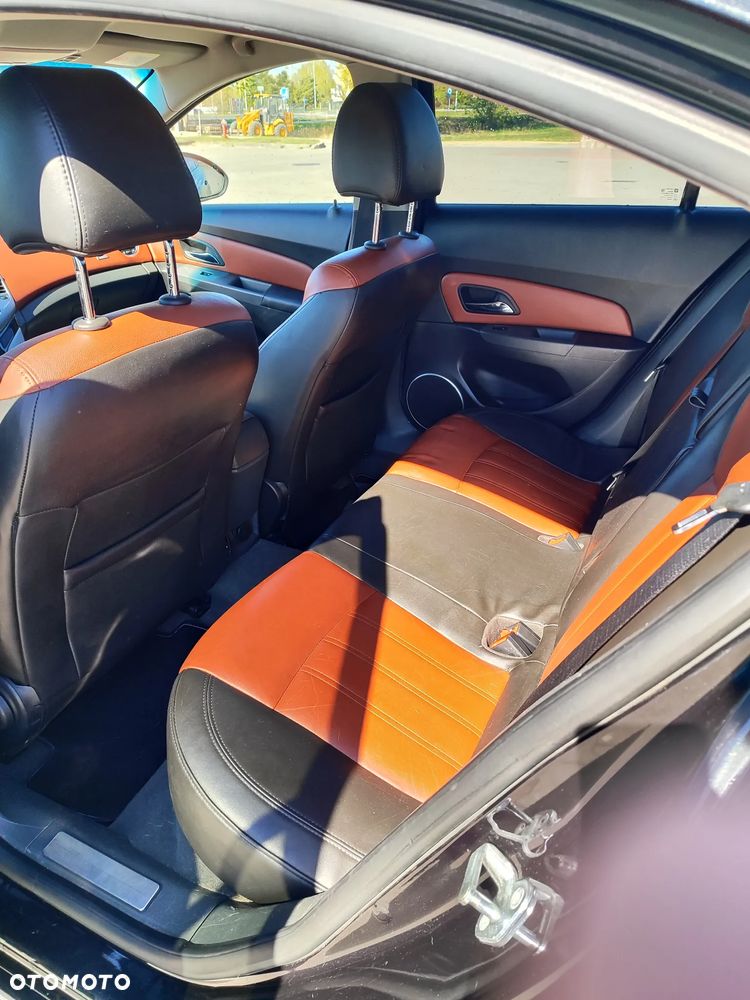 Chevrolet Cruze 2.0 LS - 16