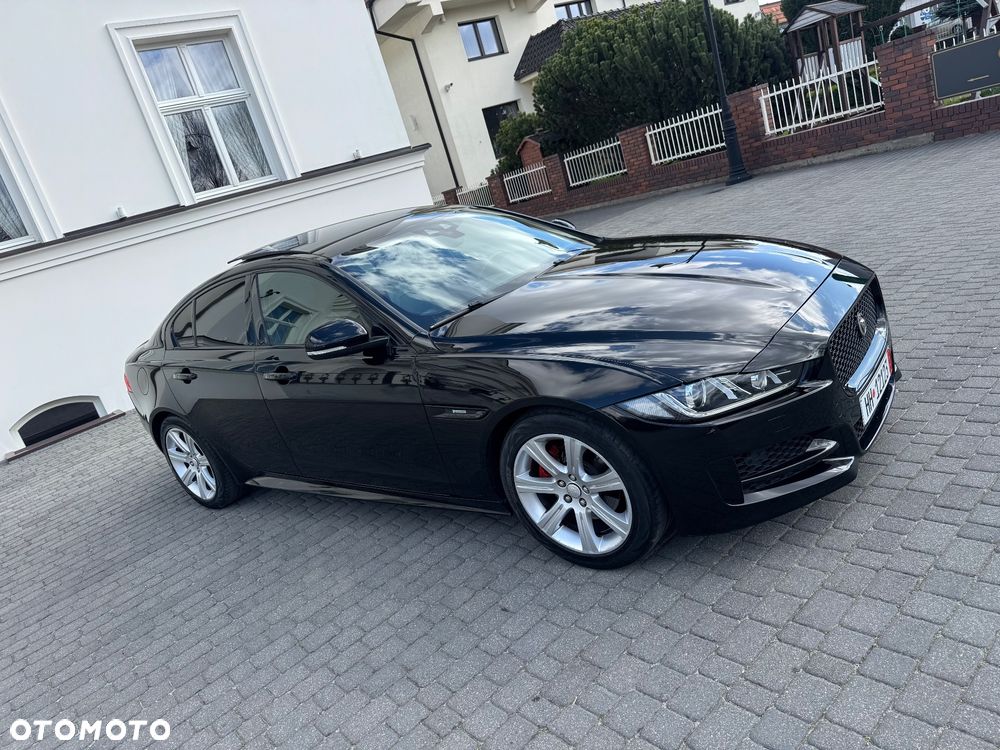 Jaguar XE D200 R-Dynamic S - 5