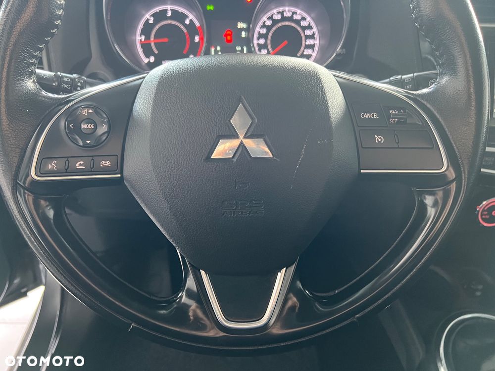 Mitsubishi ASX - 18