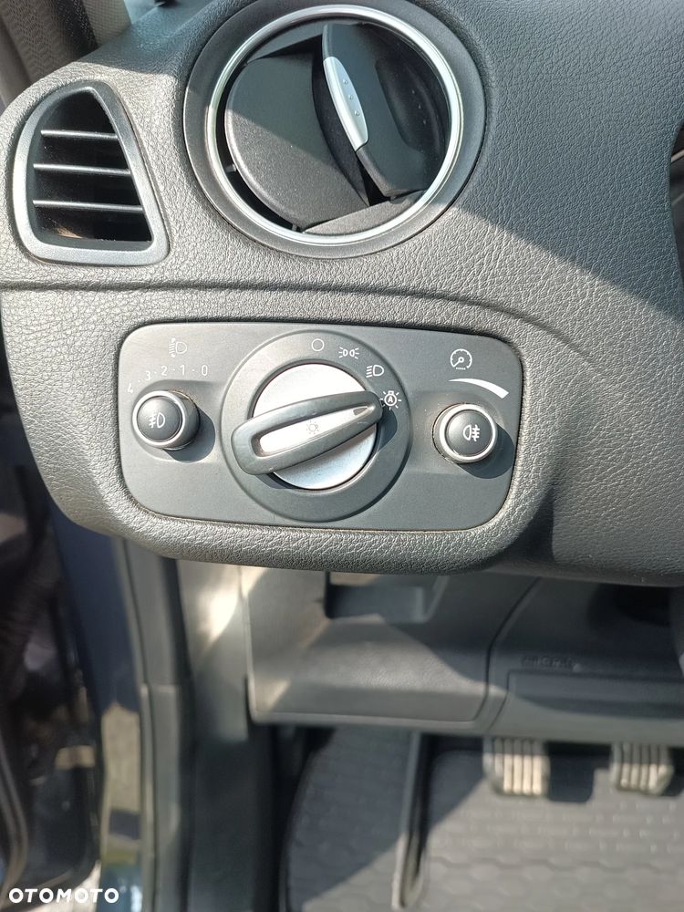 Ford S-Max - 31