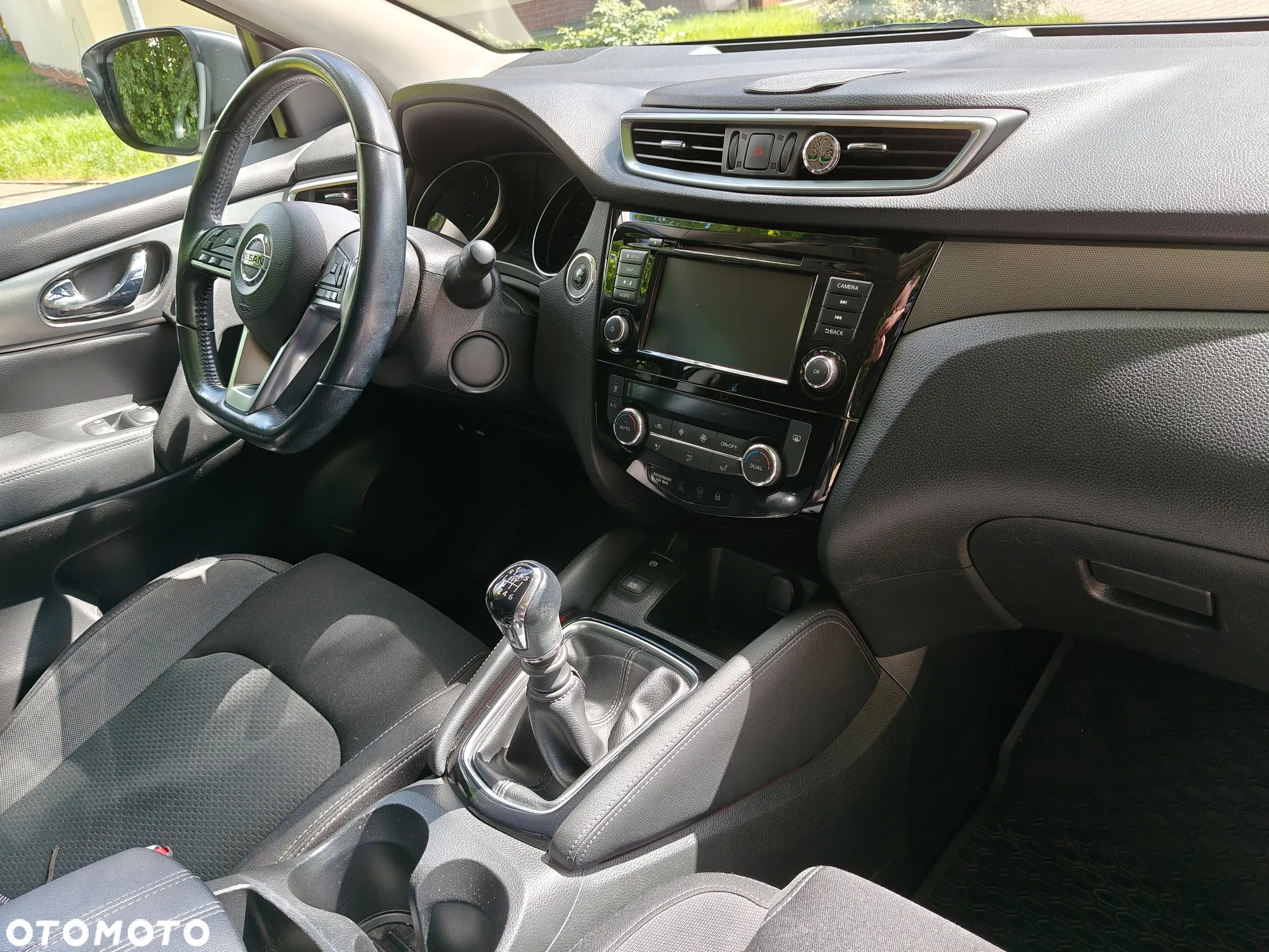 Nissan Qashqai 1.3 DIG-T N-Connecta - 19
