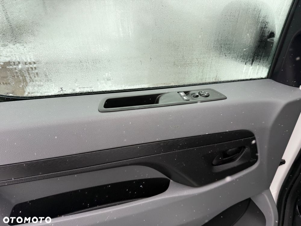 Peugeot Expert Kombi Standard 2,8t - 26