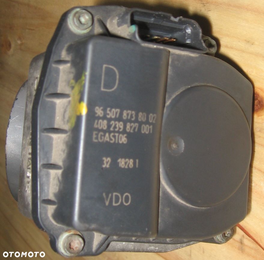 przepustnica CITROEN C5 III C4 PEUGEOT 407 2.0 16V 9650787380 - 2