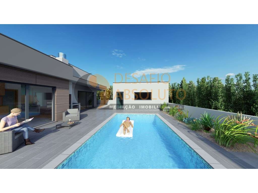 Moradia Isolada Térrea T5 c/ Piscina e Garagem - Brejos de Azeitão - Grande imagem: 3/39
