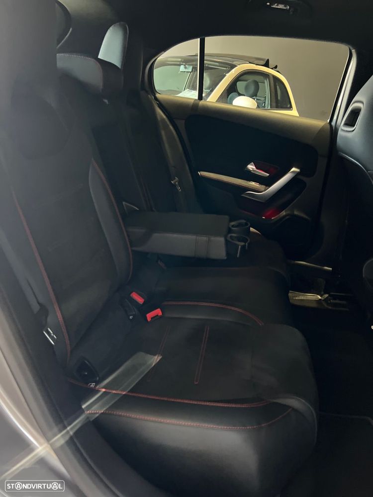 Mercedes-Benz A 250 e AMG Line - 54