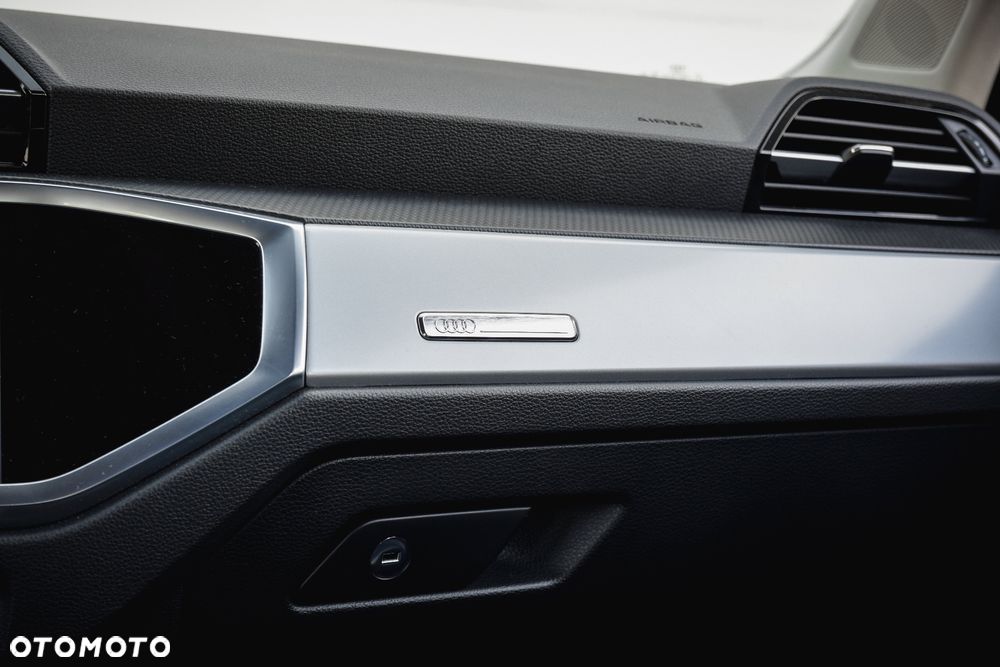 Audi Q3 35 TFSI S tronic - 20
