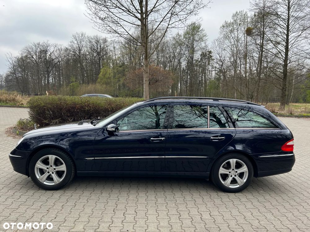 Mercedes-Benz Klasa E 320 T Elegance - 12