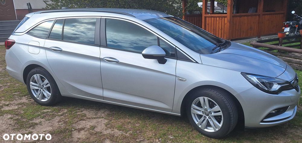 Opel Astra - 2