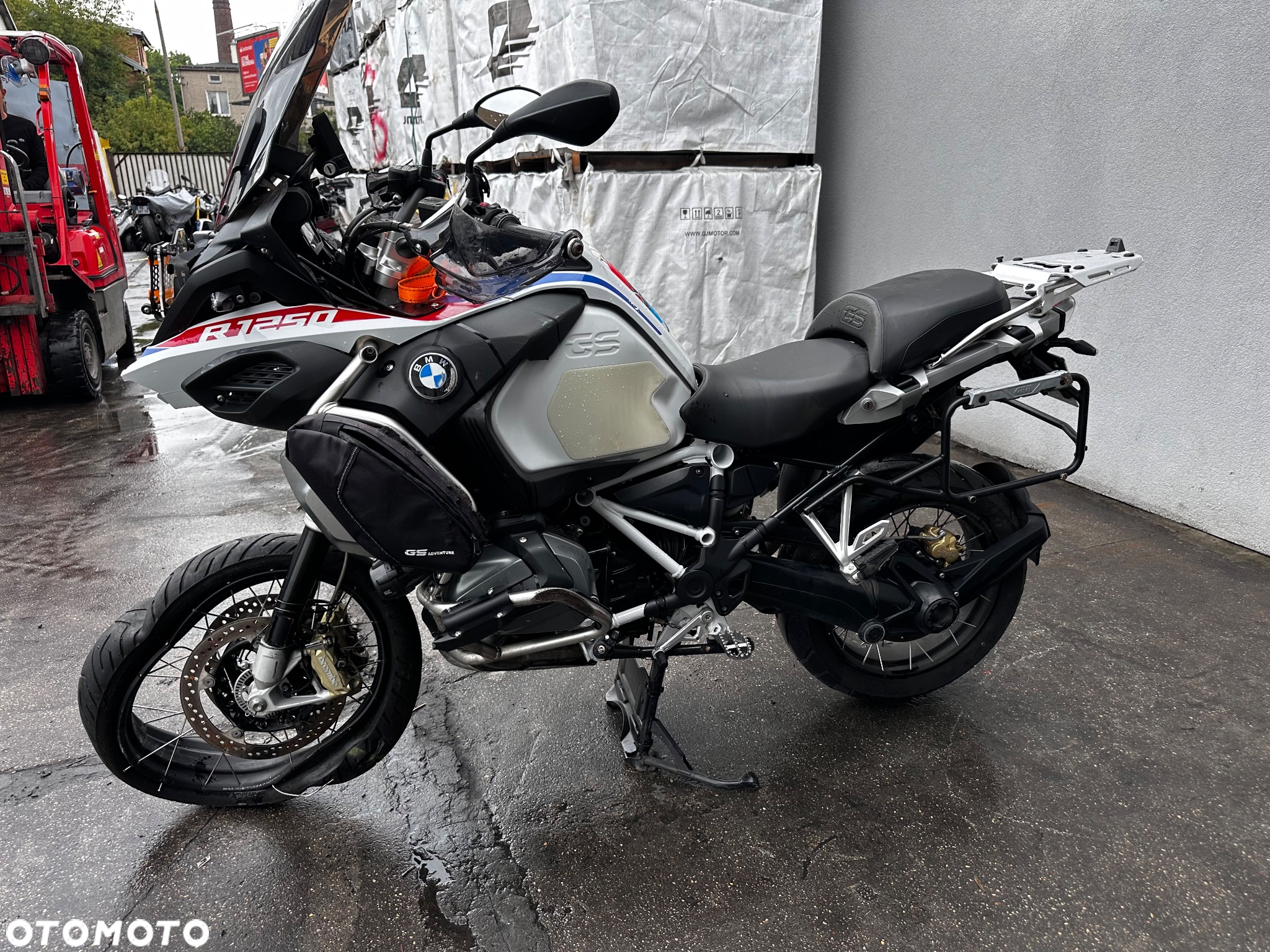 BMW Adventure - 2