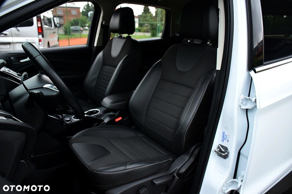 Ford Kuga 2.0 TDCi 4x4 Titanium - 7