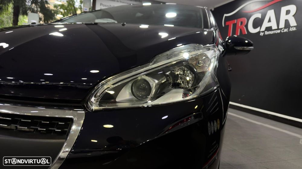 Peugeot 208 1.5 BlueHDi Allure - 11