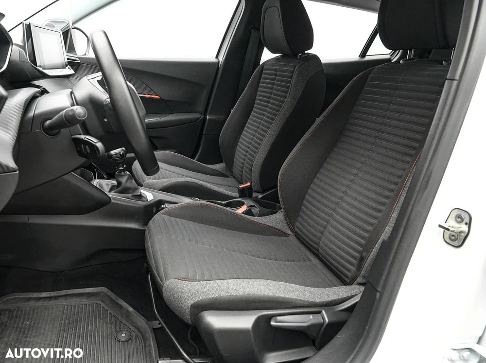 Peugeot 2008 1.5 BlueHDI BVM6 STT Allure Pack - 14