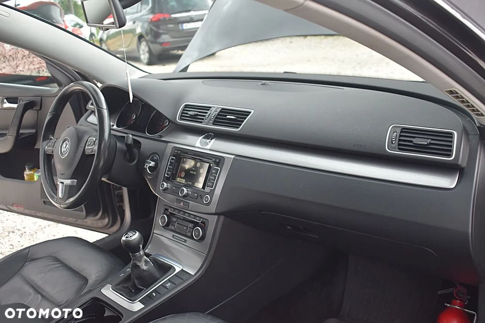 Volkswagen Passat ver-2-0-tdi-highline - 22