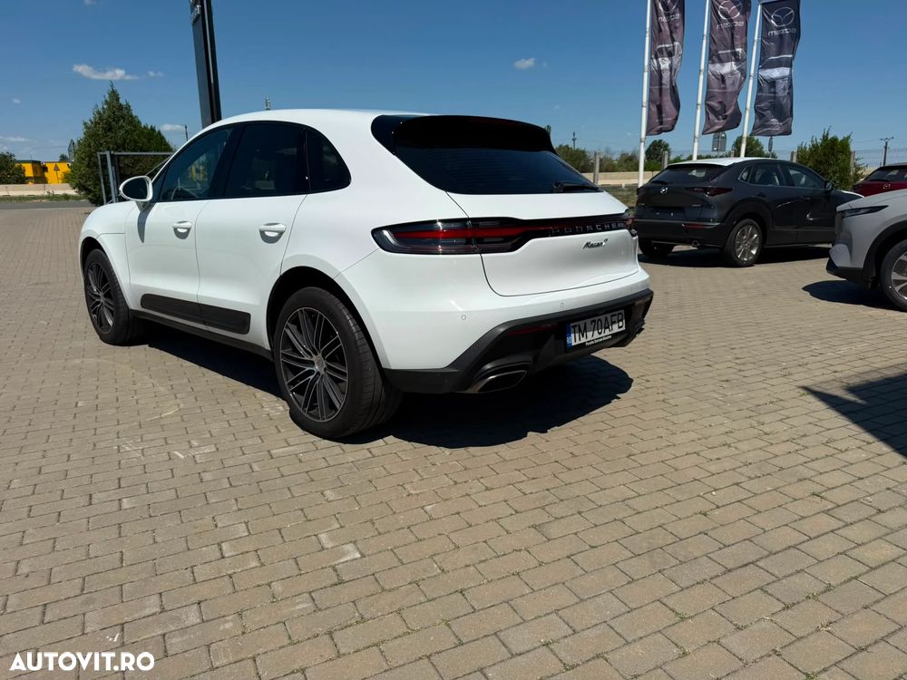 Porsche Macan T - 6
